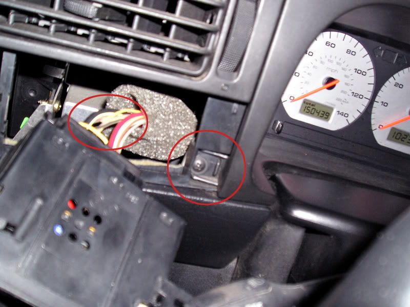 VW Jetta How To/DIY DIY mk3 guage cluster removalForum Volkswagen Bora